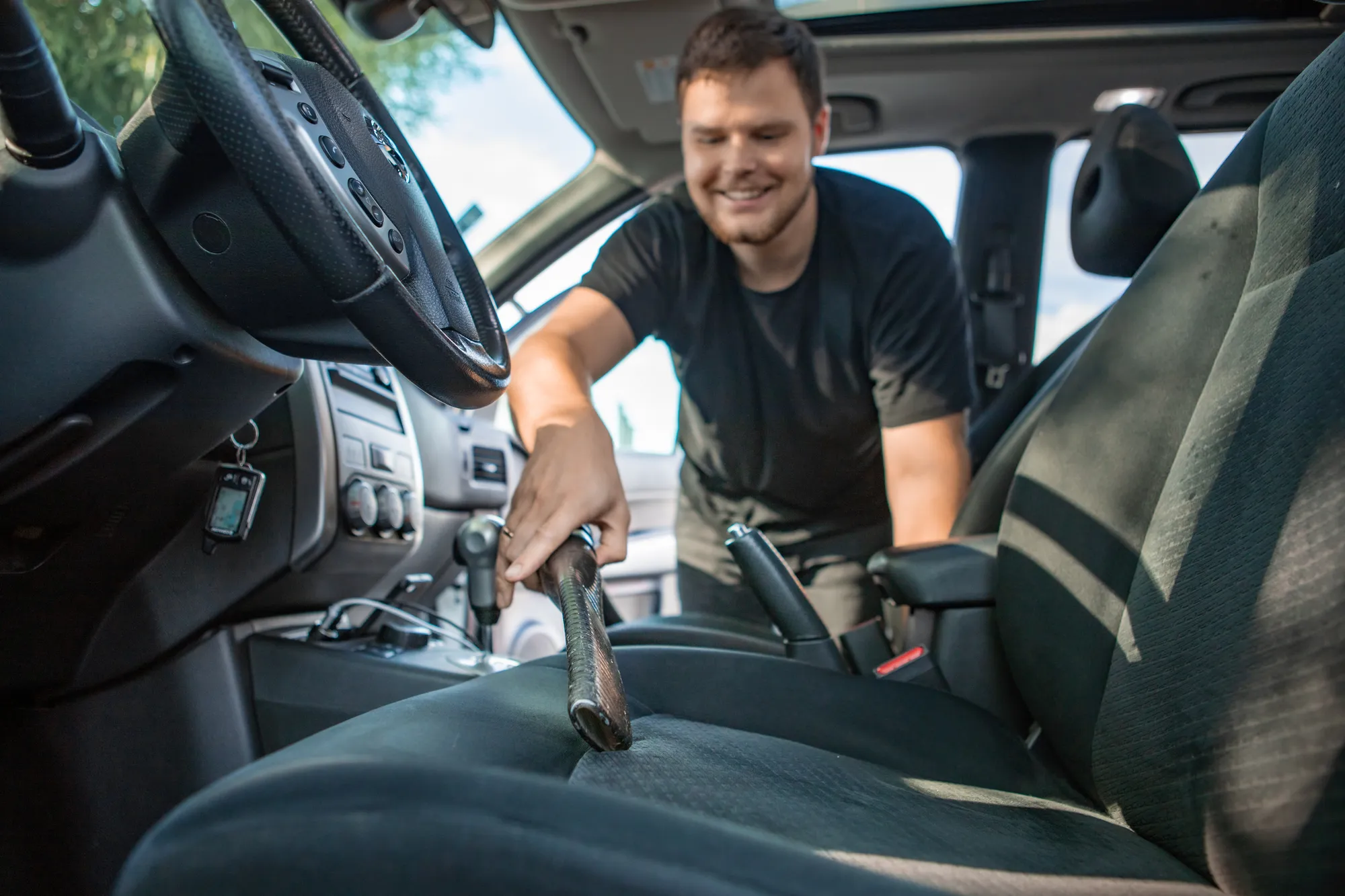 Intérieur de voiture propre et bien entretenu