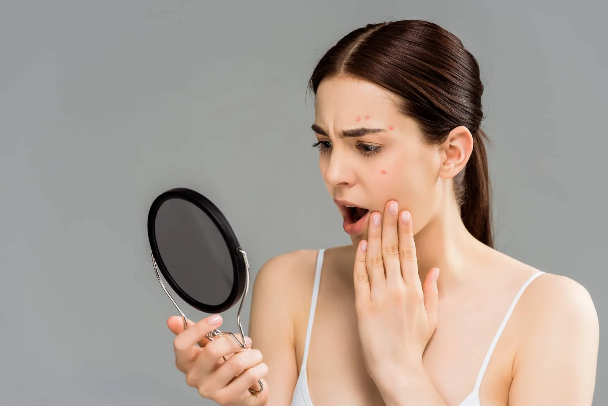 Des solutions naturelles pour une peau saine et sans acné